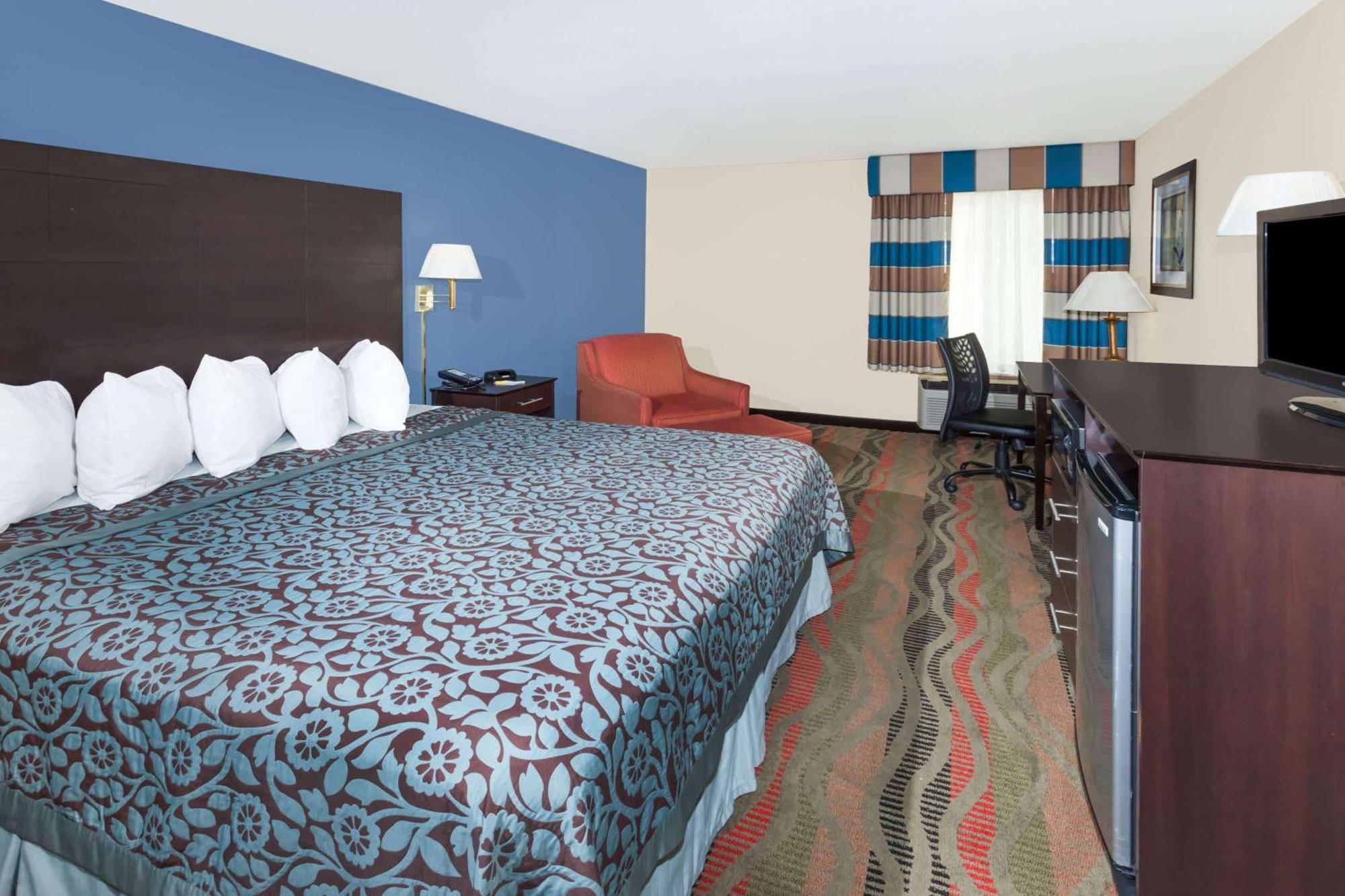 Days Inn By Wyndham Springfield Esterno foto