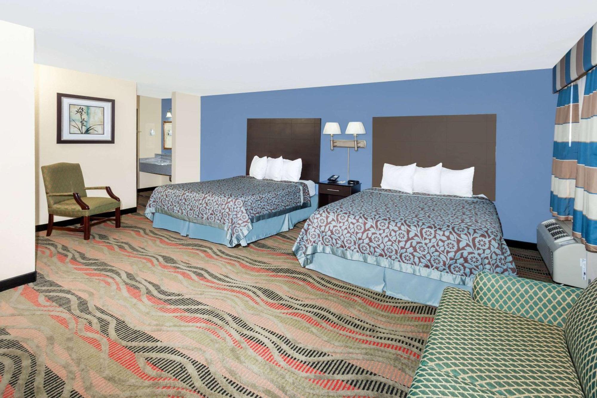 Days Inn By Wyndham Springfield Esterno foto